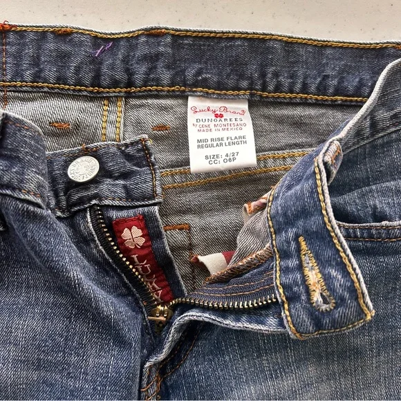 Lucky Brand Black Boot Cut‎ Jeans with Stretch - Picture 4 of 8